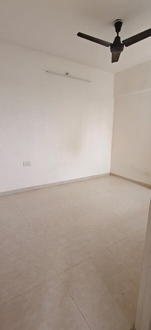 1 BHK Apartment For Rent in Runwal Gardens North Avenue, Dombivli East