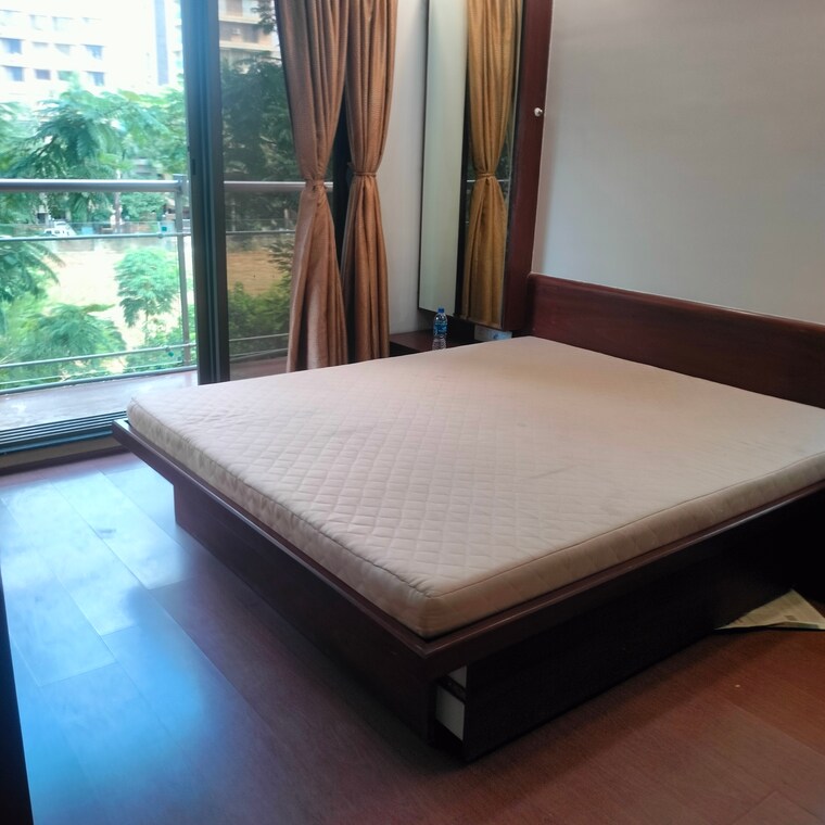 Bedroom, karachi-citizens-chs 2 Bedroom 1200 Sq.Ft. Apartment In Juhu Mumbai 10535997