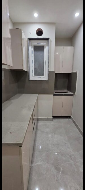 Kitchen in 1 BHK Builder Floor at Janakpuri – for Rent