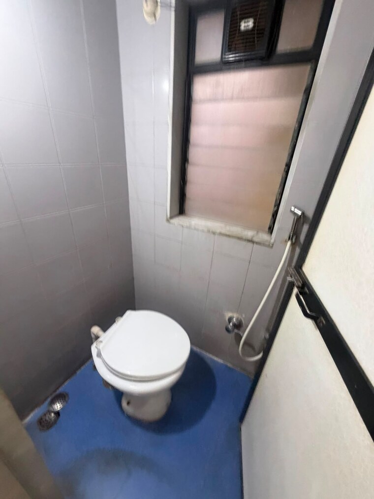 Bathroom, highland-residency-chsl 1 Bedroom 450 Sq.Ft. Apartment In Balkum Pada Thane 10536021