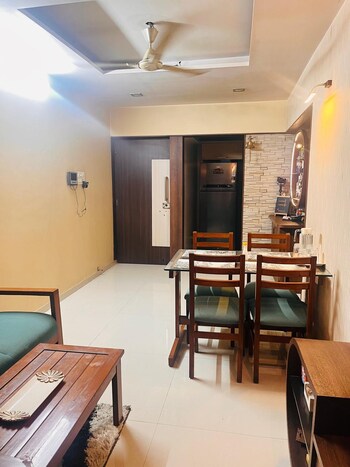 Rite Veesita Residency