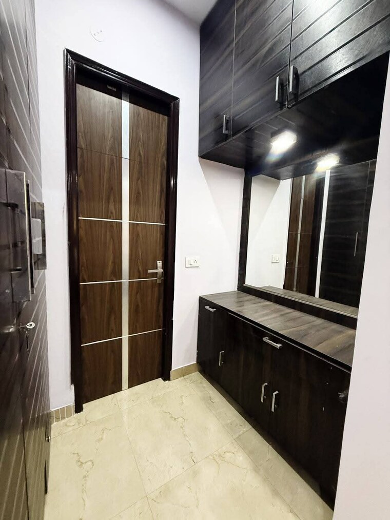 Kitchen, bptp-amstoria 4 Bedroom 495 Sq.Yd. Apartment In Sector 102 Gurgaon 10539827