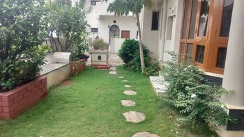 4 BHK House for Rent in Banjara Hills, Hyderabad