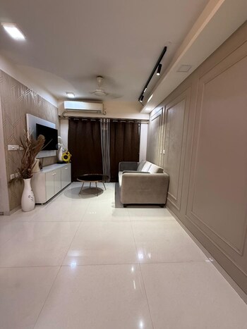 1 BHK Flat for Sale in Borivali East, Mumbai