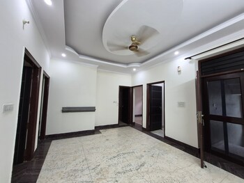 3 BHK Builder Floor for Rent in Sector 45, Gurgaon