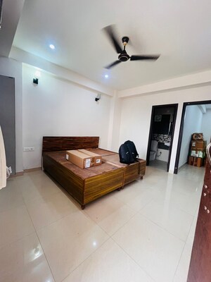 Living Room in 2 BHK Builder Floor at Sector 40 – for Rent