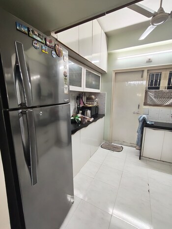 2 BHK Flat for Rent in Jodhpur, Ahmedabad