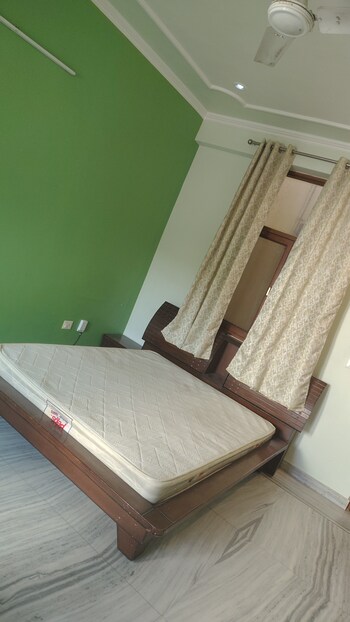 3 BHK Villa for Rent in Sector 55, Noida