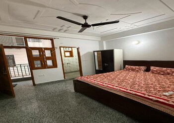 1 BHK Builder Floor for Rent in Sector 26 Dwarka, Delhi