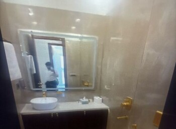 3 BHK Builder Floor for Sale in Farukh Nagar, Gurgaon