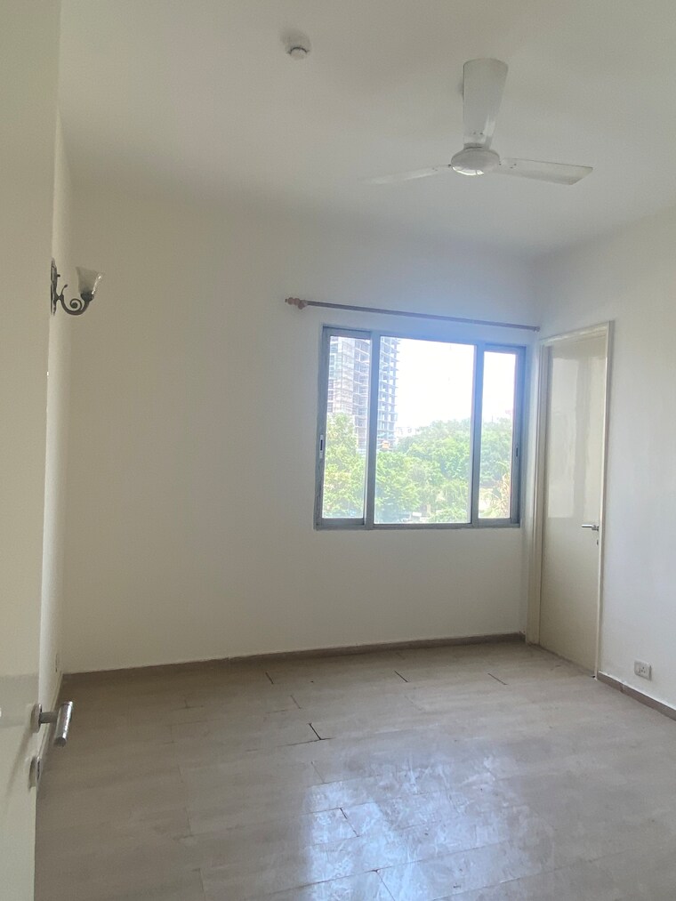 Room, signature-global-prime 2 Bedroom 800 Sq.Ft. Apartment In Sector 63a Gurgaon 10554605