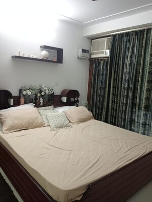 2 BHK Builder Floor For Rent in RWA Apartments Sector 52, Sector 52
