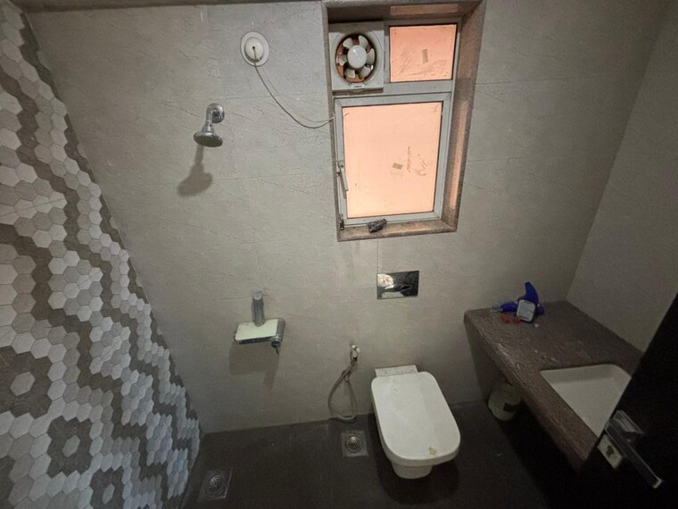 Bathroom, varsha-solitaire 2 Bedroom 950 Sq.Ft. Apartment In Hadapsar Pune 10554610