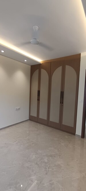 Room in 3 BHK Apartment at LnT Elixir Reserve, Powai – for Rent