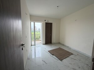 Room in 2.5 BHK Apartment at M3M Soulitude, Sector 89 – for Rent