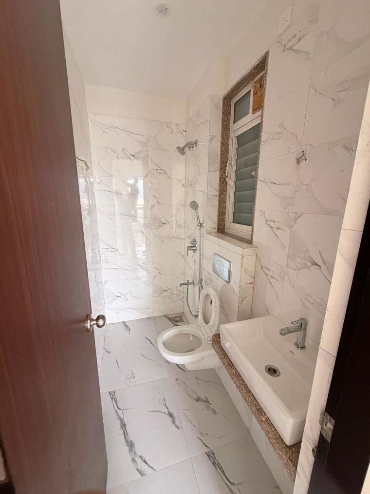 Bathroom, hubtown-rising-city 2 Bedroom 1000 Sq.Ft. Apartment In Ghatkopar East Mumbai 10556087