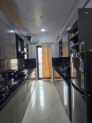 Kitchen in 4 BHK Builder Floor at Sector 38 – for Rent