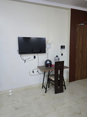 Living Room in 4 BHK Builder Floor at Sector 38 – for Rent