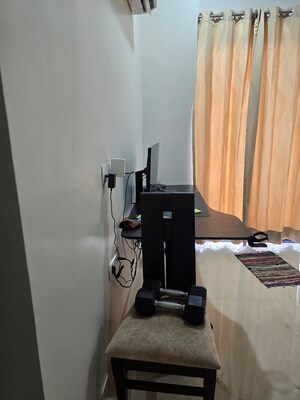 Living Room in 4 BHK Builder Floor at Sector 38 – for Rent
