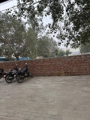  Industrial Plot For Sale in Mewala Maharajpur