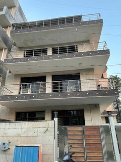 4 BHK Builder Floor For Sale in Palam Vihar