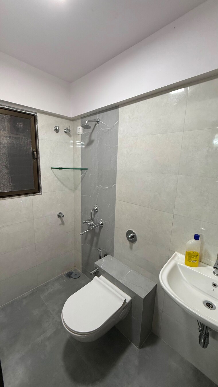 Bathroom, atul-horizon 1 Bedroom 800 Sq.Ft. Apartment In Bhandup West Mumbai 10556109