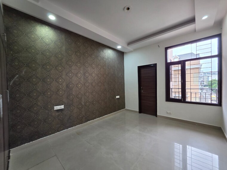Room, pir machalla 3 Bedroom 1100 Sq.Ft. Builder Floor In Pir Machalla Zirakpur 10556142