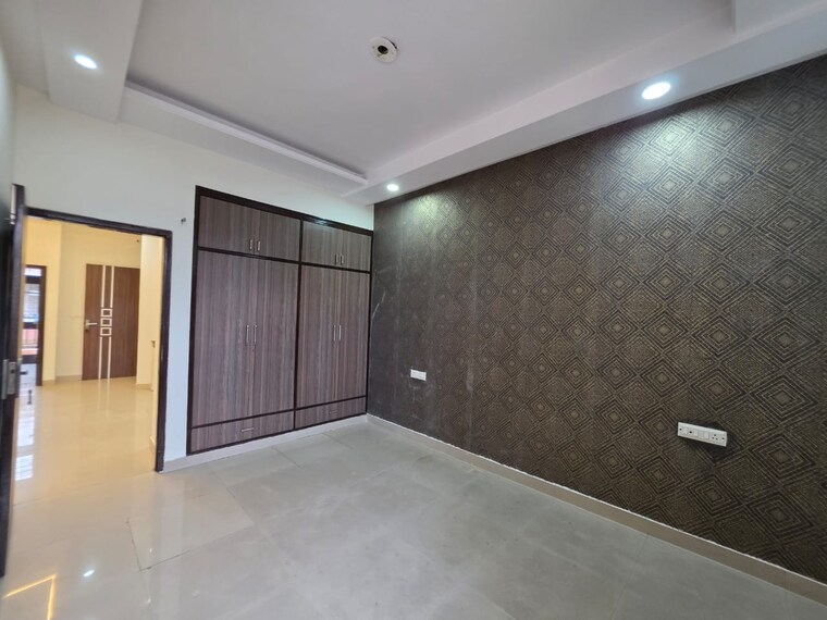 Room, pir machalla 3 Bedroom 1100 Sq.Ft. Builder Floor In Pir Machalla Zirakpur 10556142