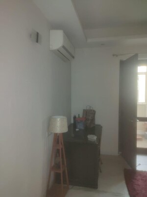 Living Room in 1 BHK Independent House at Sector 21 – for Rent
