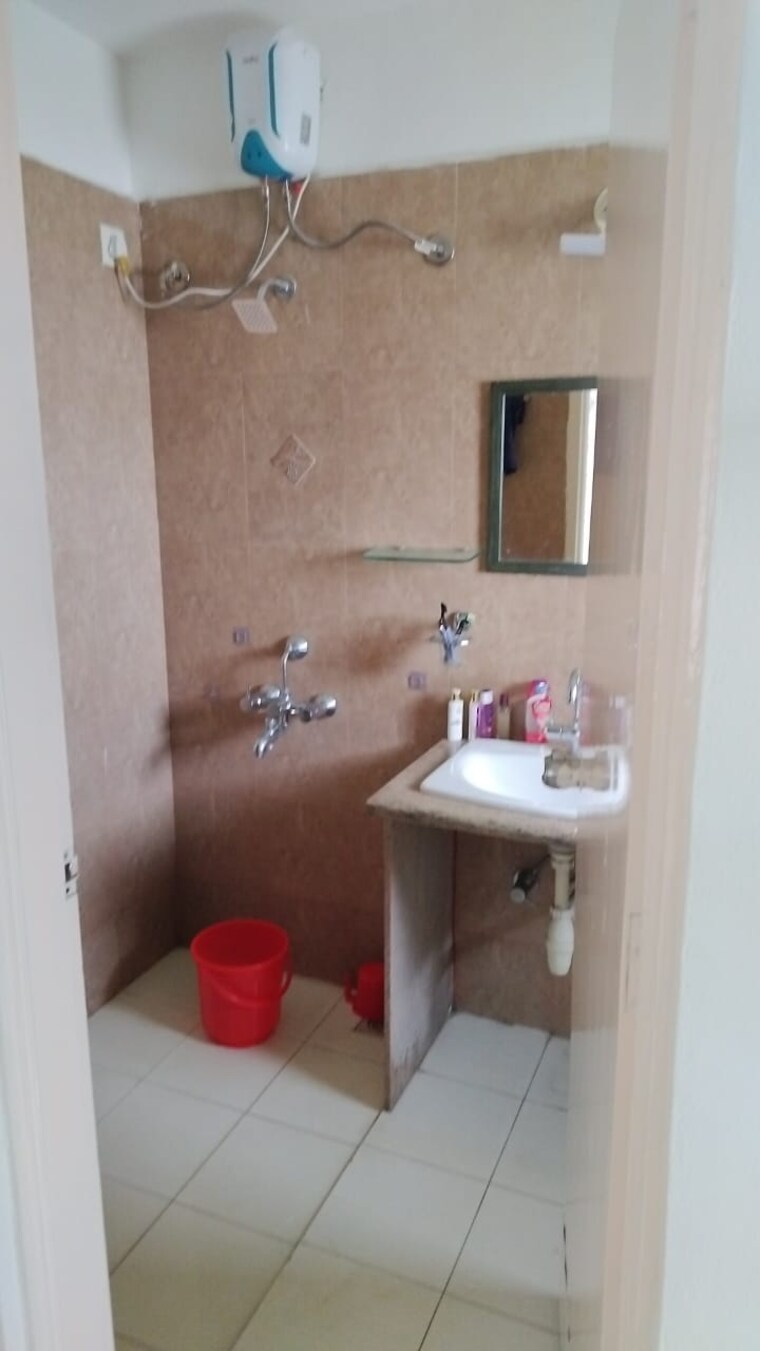 Bathroom, agarwal-the-west-wing 3 Bedroom 1300 Sq.Ft. Apartment In Baner Pune 10556175
