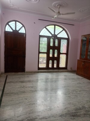 Room in 2 BHK Independent House at Sector 23 – for Rent