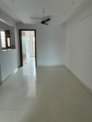 Room in 2 BHK Independent House at Sector 23 – for Rent