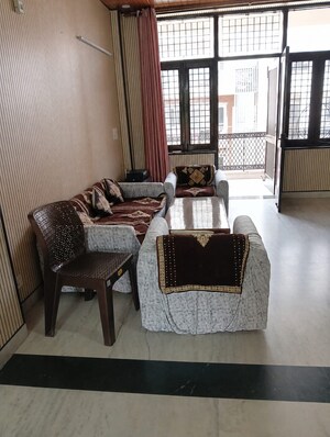 Living Room in 2 BHK Independent House at Sector 23 – for Rent