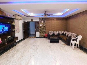 Bedroom in 6 BHK Apartment at Manikonda – for Rent