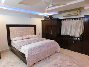 Bedroom in 6 BHK Apartment at Manikonda – for Rent