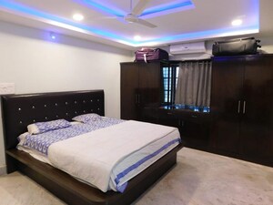 Bedroom in 6 BHK Apartment at Manikonda – for Rent