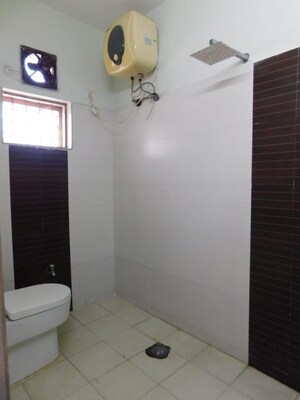 Bathroom in 6 BHK Apartment at Manikonda – for Rent