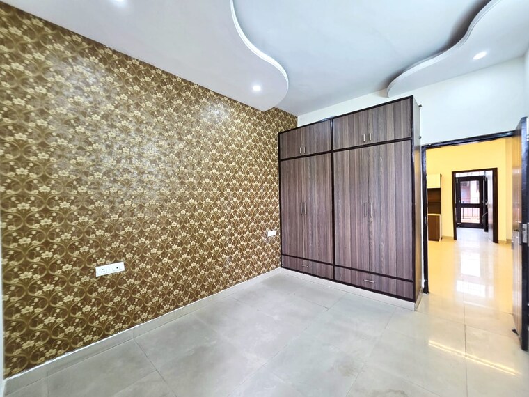 Room, ambala highway 3 Bedroom 1350 Sq.Ft. Builder Floor In Ambala Highway Zirakpur 10556217