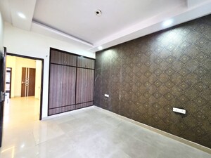 Room in 3 BHK Builder Floor at Ambala Highway – for Sale