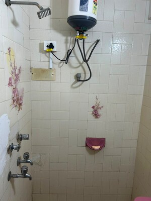 Bathroom in 2 BHK Apartment at Twin Towers, Prabhadevi – for Rent