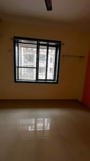 Room in 2 BHK Apartment at Balaji Krupa CHS, Nerul – for Rent