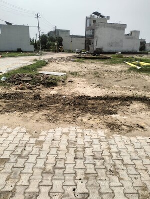  Plot For Sale in Wave City, Wave City