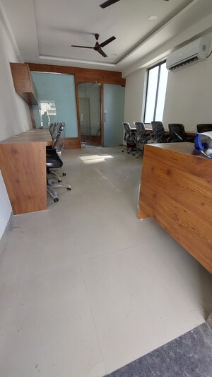Living Room in  Office Space at Alkapuri – for Rent