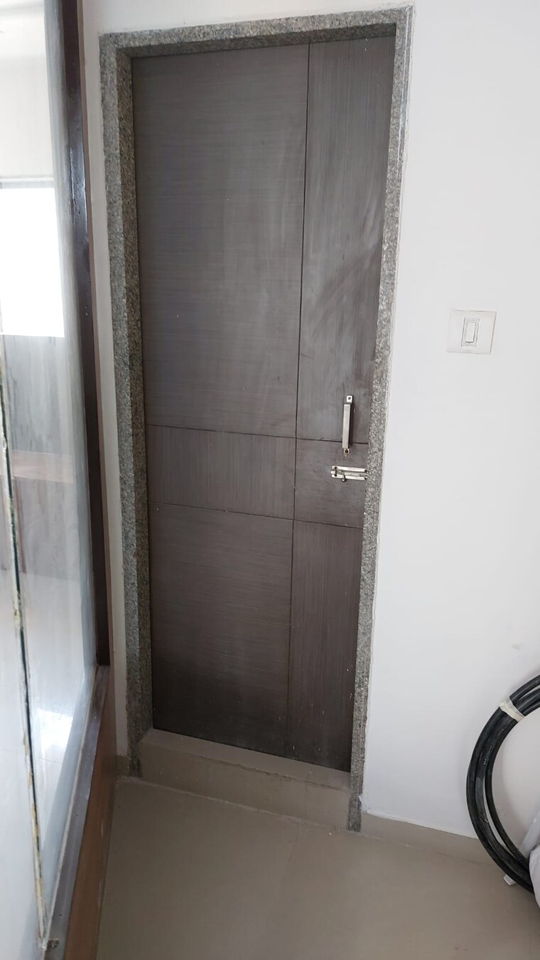 Bathroom, alkapuri Commercial Office Space 450 Sq.Ft. In Alkapuri Vadodara 10556249