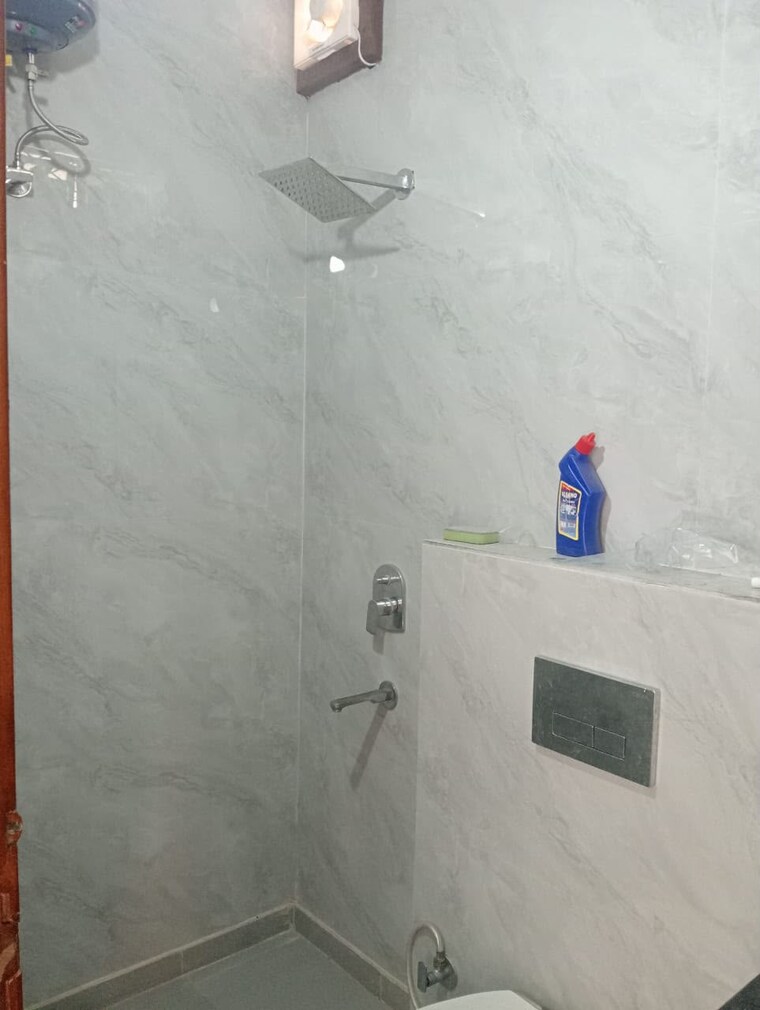 Bathroom, malviya nagar 2 Bedroom 900 Sq.Ft. Builder Floor In Malviya Nagar Delhi 10556276