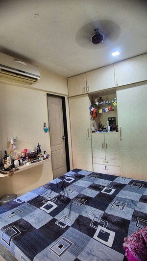 Team Area in  Pg at Kanjurmarg East – for Rent