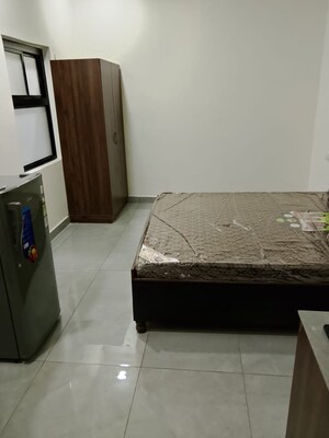  Pg For Rent in Singhpura