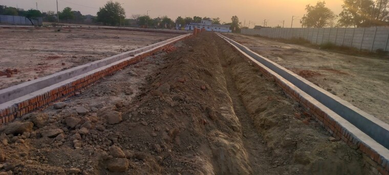 undefined, gujaini  100 Sq.Yd. Plot In Gujaini Kanpur 10556272