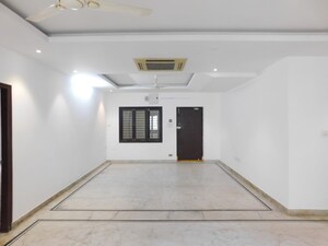 Room in 3 BHK Apartment at Hill View Banjara Hills, Banjara Hills – for Rent