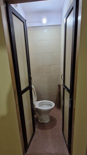 Bathroom in 1 BHK Apartment at Kurla West – for Rent
